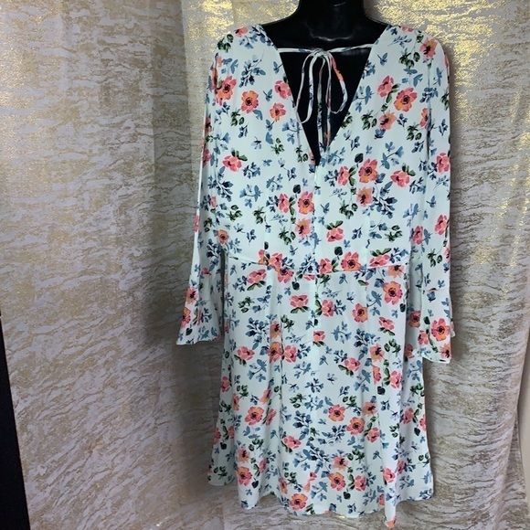 LOFT Floral Tunic Tie Back Bell Sleeve Boho Style Mini Dress Size 14 - Picture 10 of 16